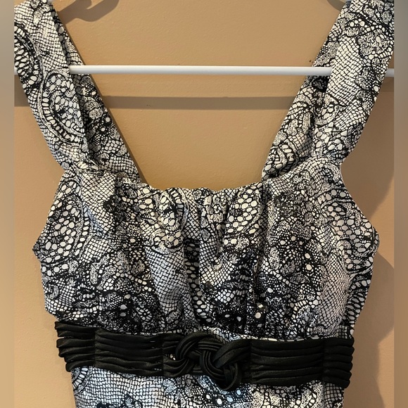 🚫🚫SOLD🚫🚫Iz Byer Cami 😍 - Picture 3 of 5